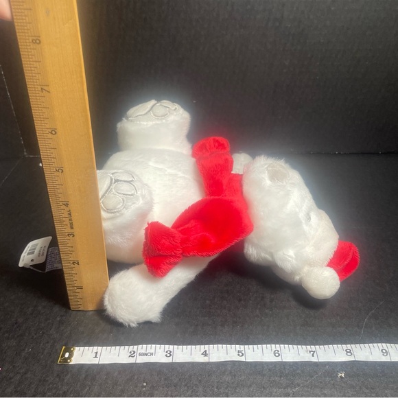 BNWT Bath and Body Works white plush polar bear with Santa hat and red scarf - Picture 10 of 12